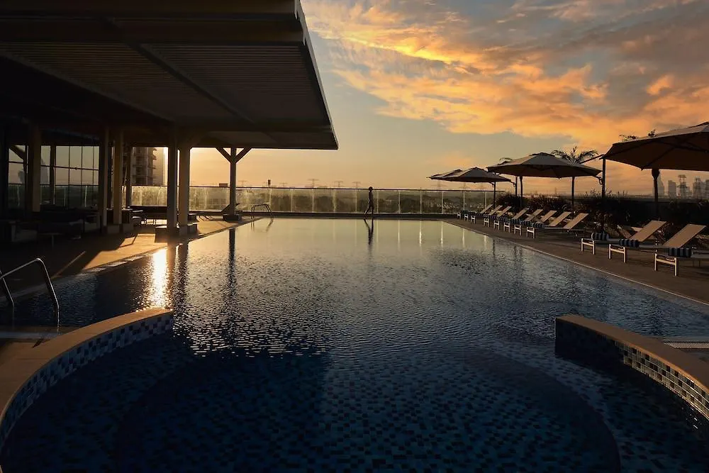 **** Hotel Novotel Jumeirah Village Triangle Dubai Emirados Árabes Unidos