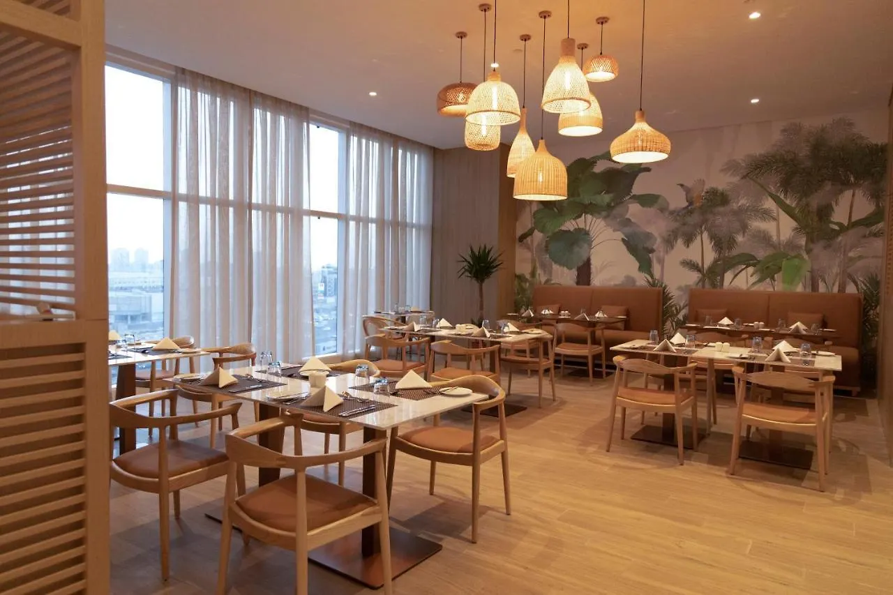 Hotel Novotel Jumeirah Village Triangle Dubai